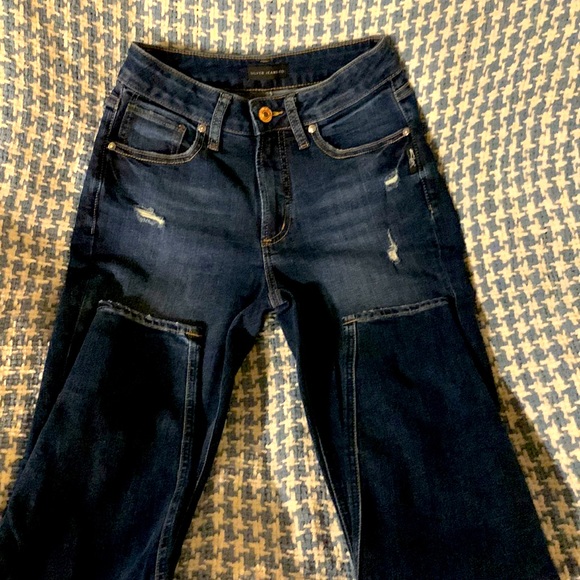 Woman Silver jeans skinny 27/29 new w/o tags